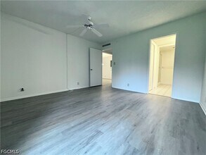 Building Photo - 2264 Winkler Ave
