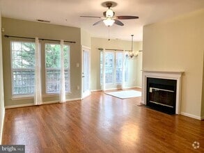 Building Photo - 4138 Fountainside Ln