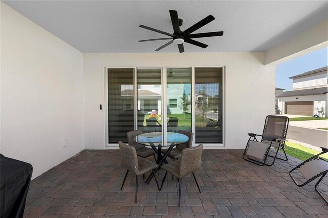 Building Photo - 4911 Shady Pnes Dr