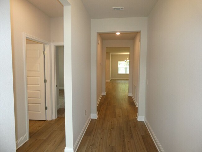 Foto del edificio - New build 3 bed/2 bath home in Bentley Oaks