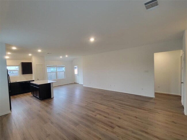 Building Photo - 502 Arnage Dr