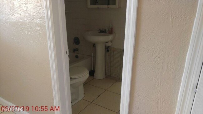 Building Photo - 2 br, 1 bath House - 100 Bethune Drive