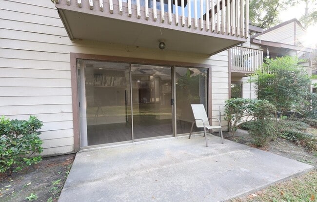 Building Photo - 12900 Walden Rd