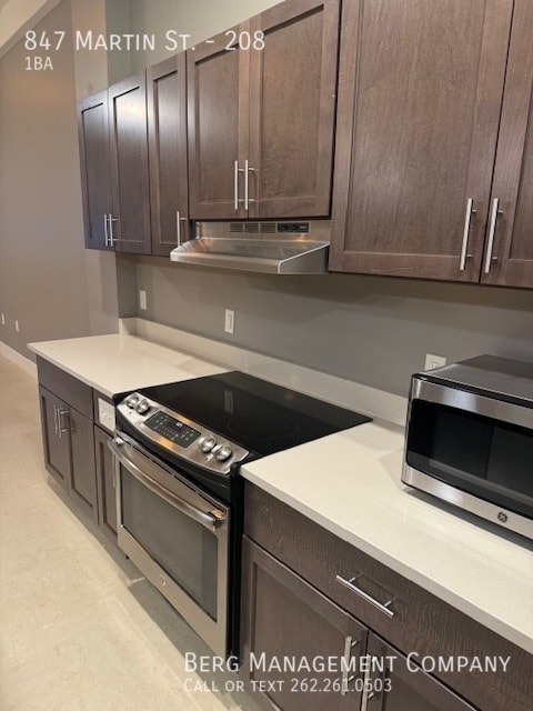Building Photo - 847 Martin St