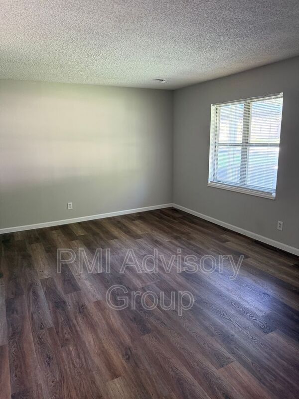 Foto del edificio - 2521 SW Sunset Rd