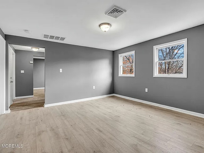 Building Photo - 211 Delaware Ave