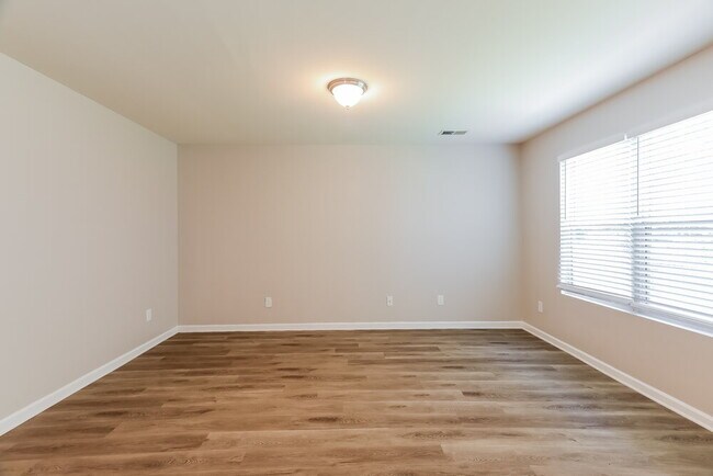 Foto del edificio - 4659 Deer Foot Path