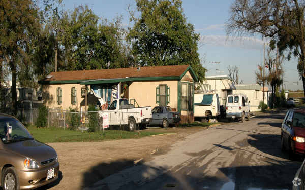 Primary Photo - Willowbend Mobile Home Park