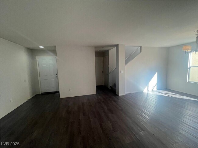Foto del edificio - 5531 Doubleday St