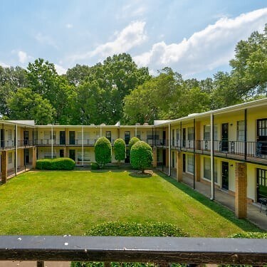 3636 Spottswood Ave Memphis Tn 38111 Apartments Memphis Tn Apartments Com