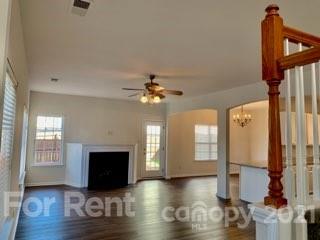 Primary Photo - 7007 Sycamore Grove Ct