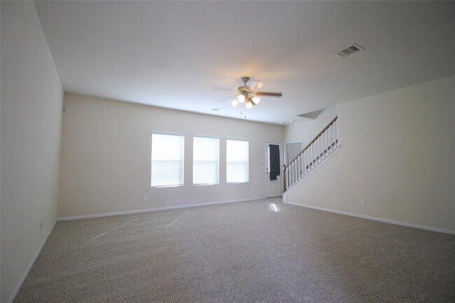 Foto del edificio - 4910 Hidden Nest Ct