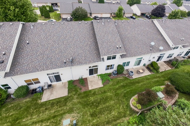 Building Photo - 1110 Rose Dr