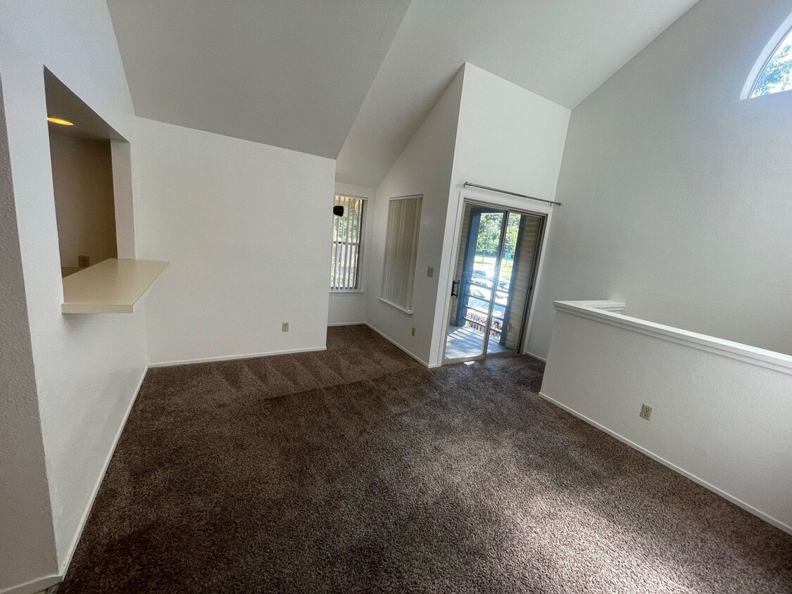 Primary Photo - 214 A St