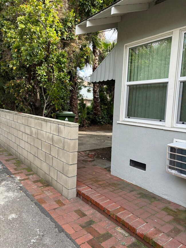 Building Photo - 5223 Wilkinson Ave