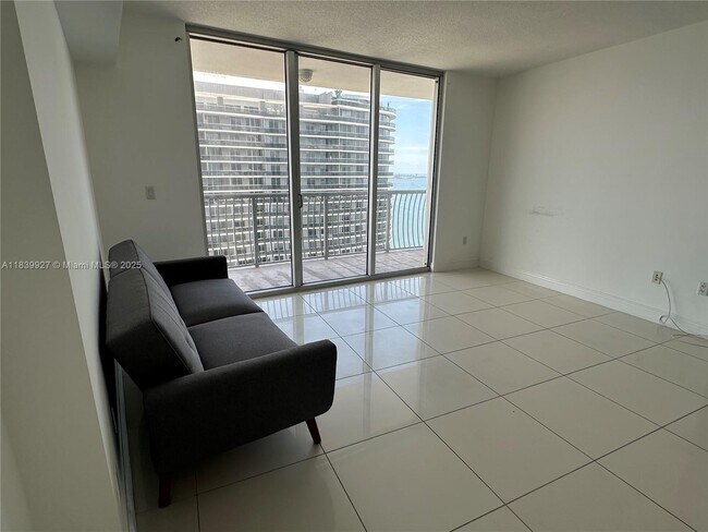 Foto del edificio - 1750 N Bayshore Dr