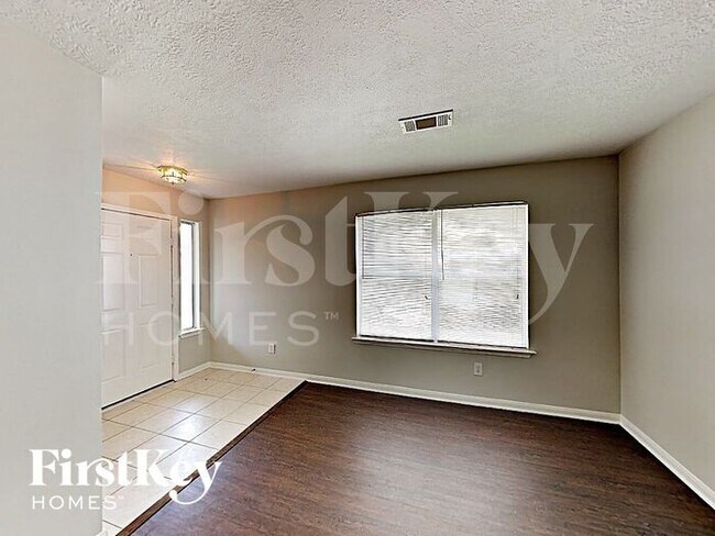 Building Photo - 19407 Cavern Springs Dr