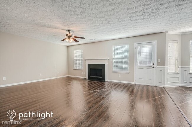Building Photo - 5 br, 3 bath House - 3755 Georgia Drive UNIT