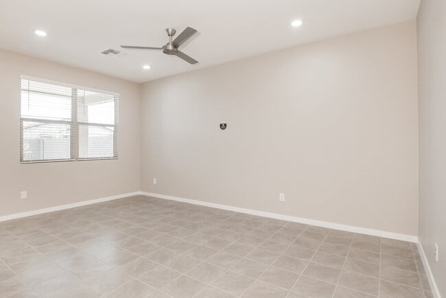 Building Photo - 6855 W Levi Dr