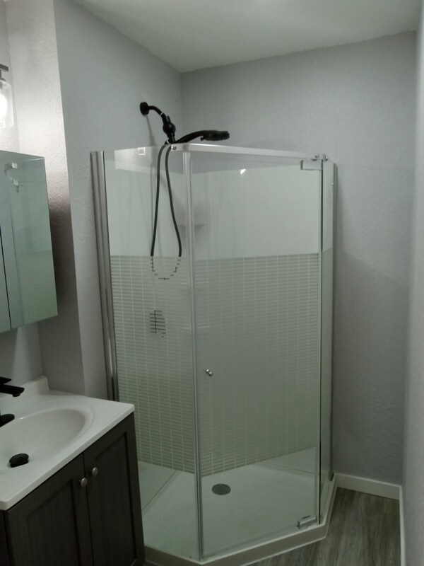 Foto del edificio - 835 US-20