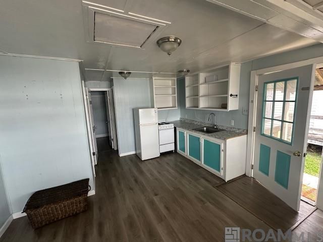 Foto del edificio - 6871 Island Rd