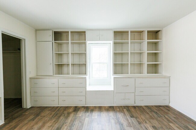 Foto del edificio - Spacious Backhouse Near Texas Tech, and Medical Centers!!