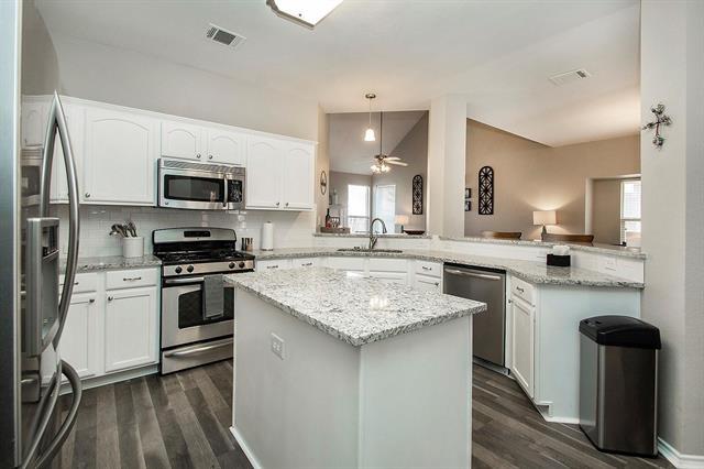 Foto del edificio - 9716 Mystic Dunes Dr