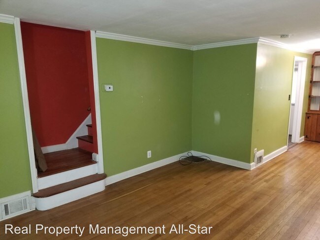 Building Photo - 2 br, 1 bath House - 607 Crescent Drive