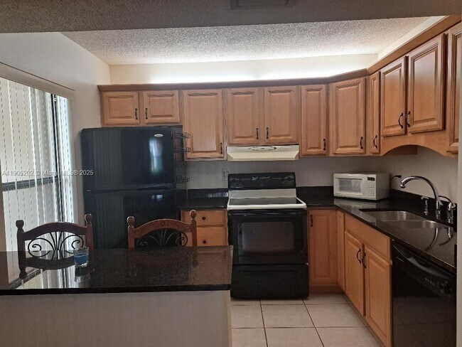 Foto del edificio - 11532 NW 10th St