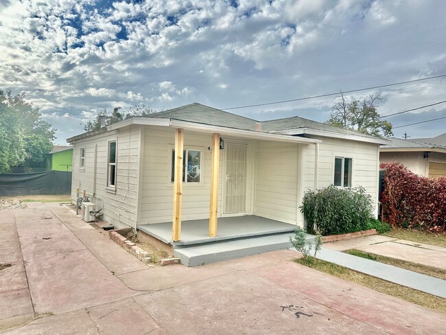 Foto del edificio - Newly Updated 2/1 in Madera