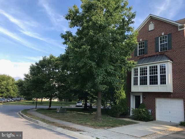 Primary Photo - 10701 Enfield Dr