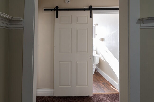 Baño - 1171 La Croix Ave