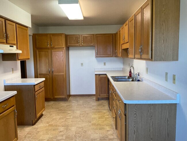 Cocina - 527 Wellington Dr