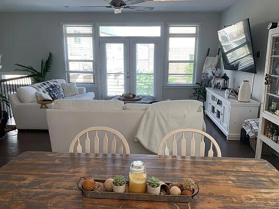 Foto del edificio - 17035 Soho Dr