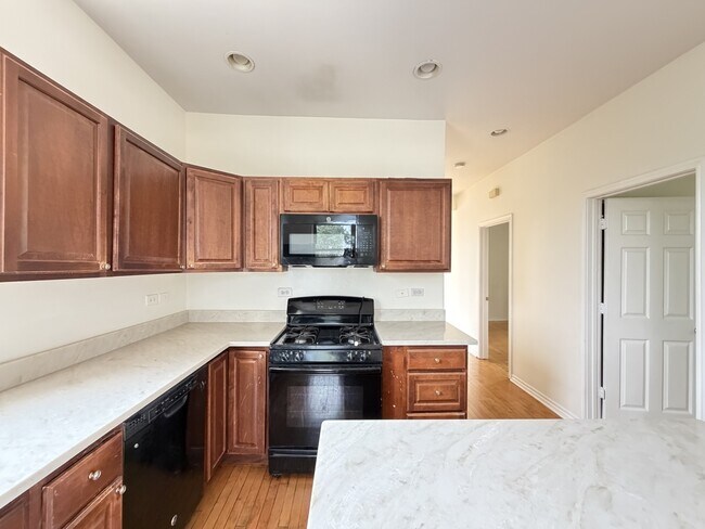 Foto del edificio - 2537 N Kildare Ave