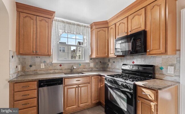 Foto del edificio - 4044 Dayton Rd