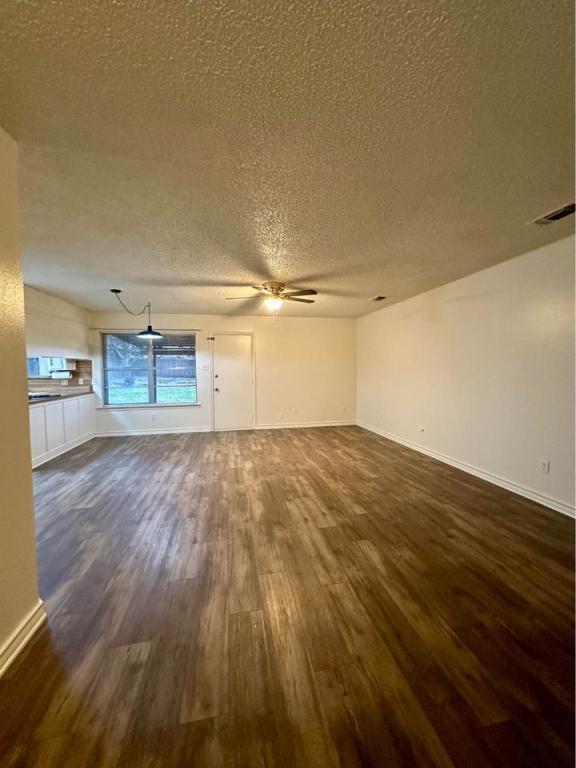 Building Photo - 217 Rhoades St