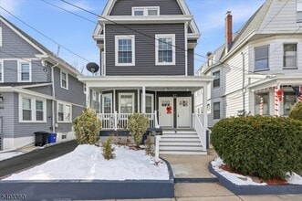 Building Photo - 76 Riggs Pl