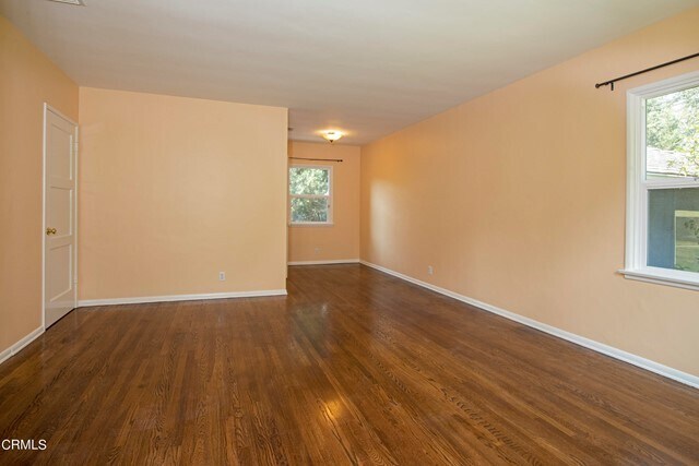 Building Photo - 2924 Santa Rosa Ave