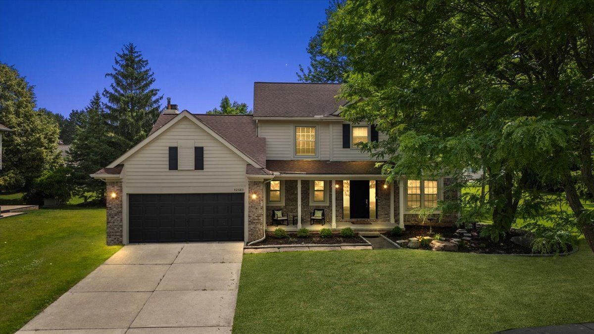 Primary Photo - 42683 Wimbleton Way
