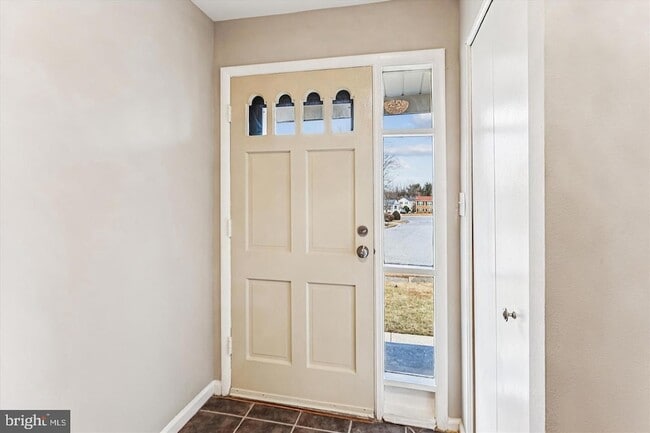 Building Photo - 7 Cedar Bluff Ct