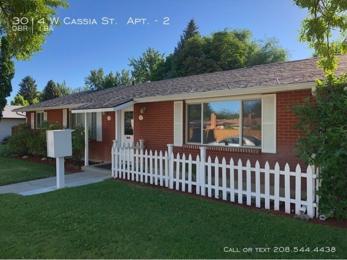 Primary Photo - 3014 Cassia #2
