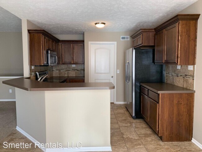 Building Photo - 3 br, 3 bath House - 9044 S. 72nd Street