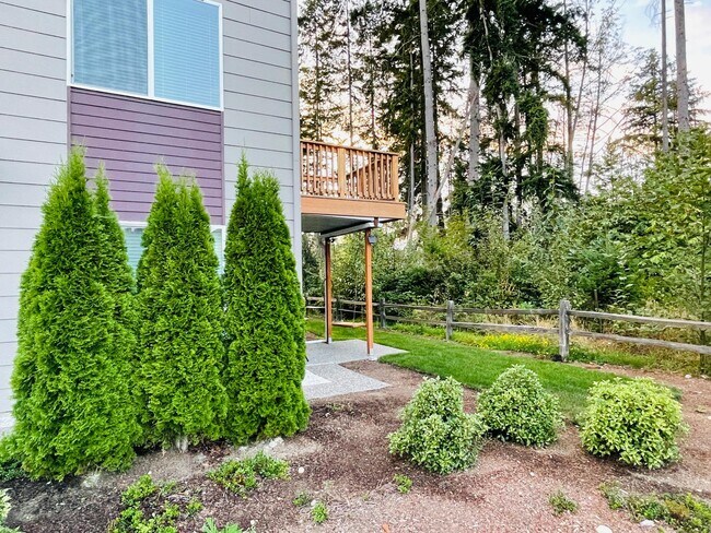 Building Photo - 2107 129th Plz SW