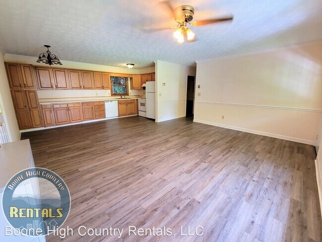 Foto del edificio - 3 br, 2.5 bath House - 210 Cody Lane