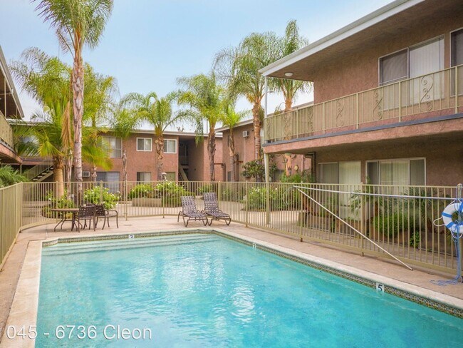 Foto del edificio - 6736 Cleon Ave