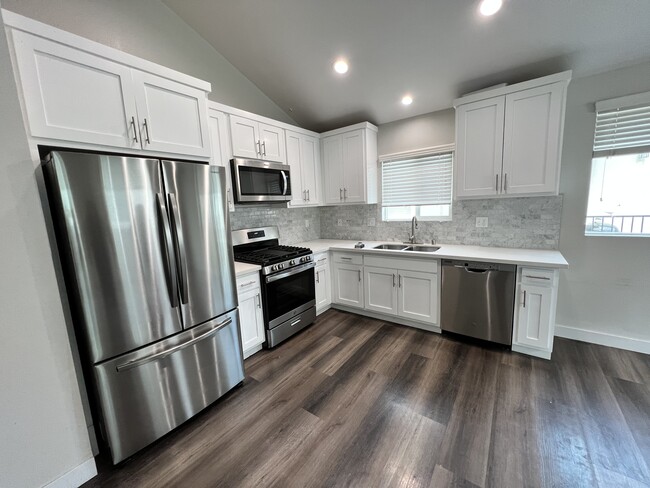 Foto del edificio - 14703 Saticoy St