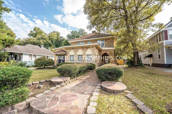 Foto del edificio - 2035 Central Ave