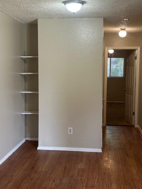 Foto del edificio - 6912 Branchwood Dr