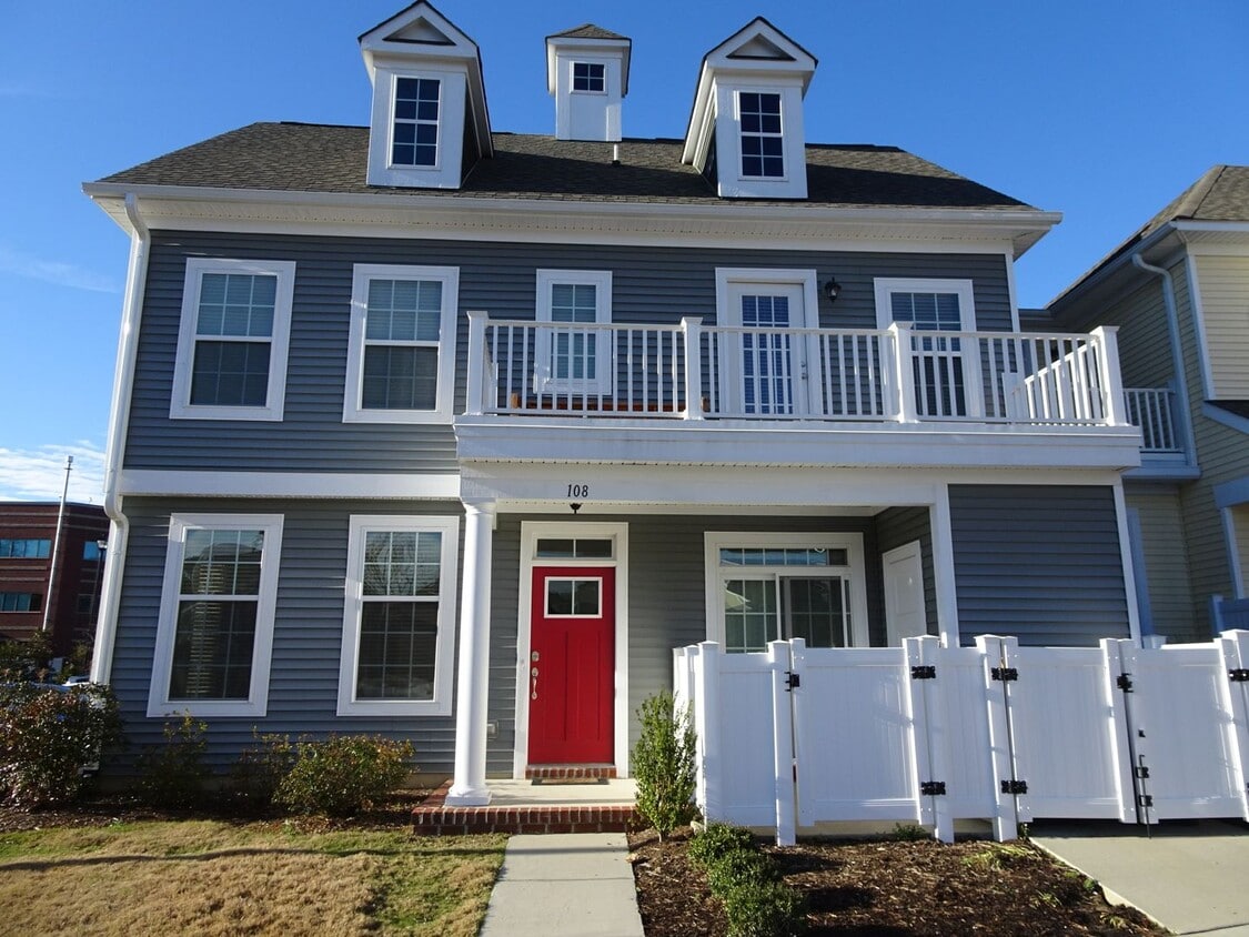 Primary Photo - 3 Bed 2.5 bath condo Rental in The Promena...